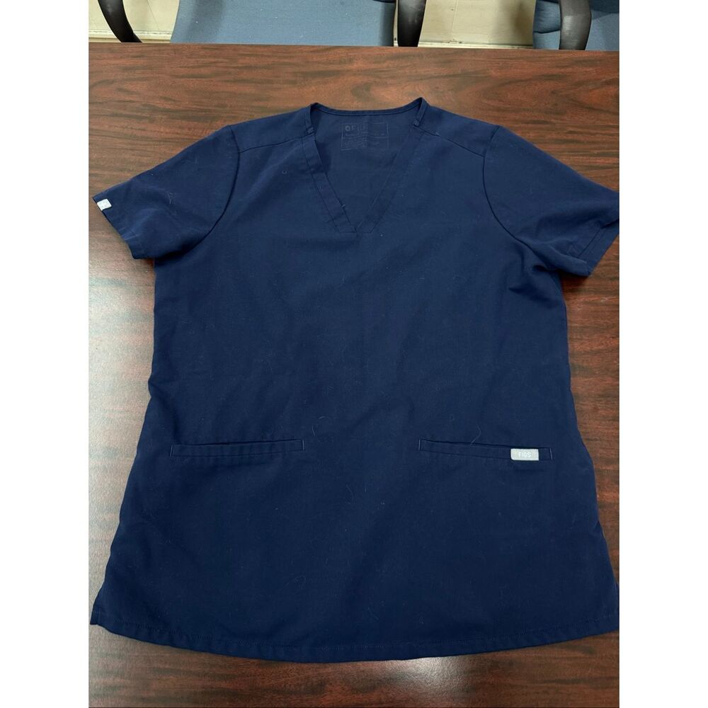 Figs Navy Casma V-Neck Three Pocket Scrub Top Size Medium